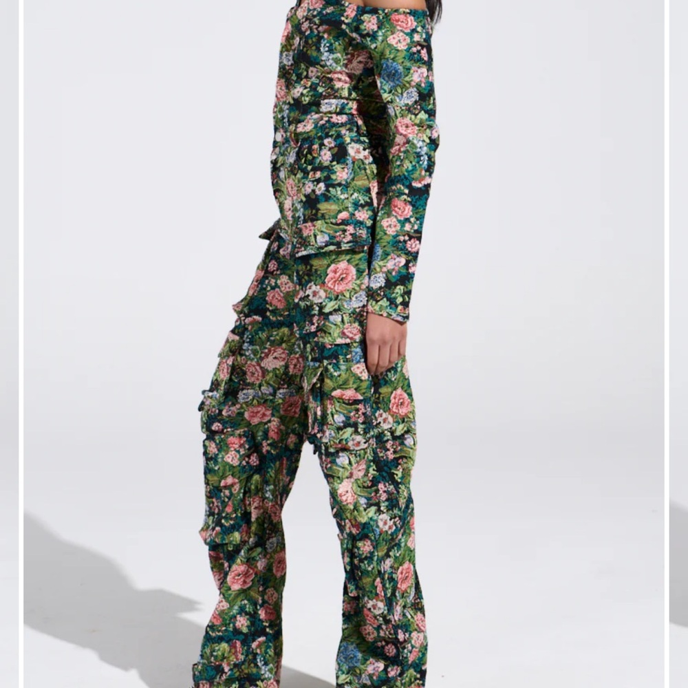 Shop Akira Coolest in the room Tapestry Jumpsuit - Picture 7 of 12